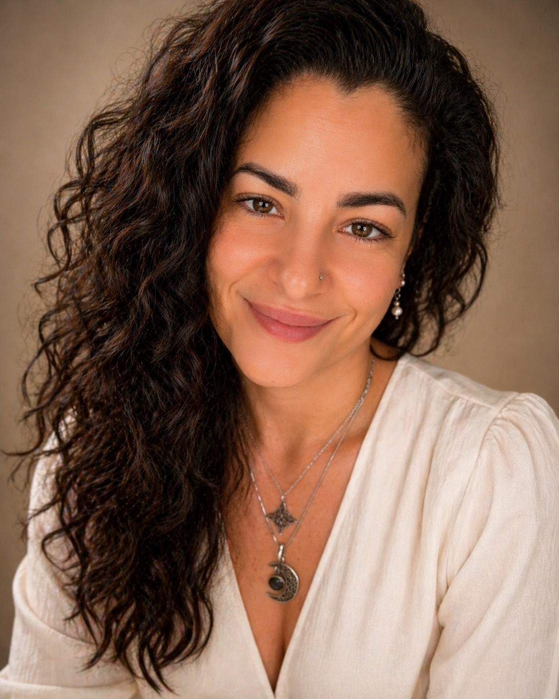 Magali · Luz Maga, Coach y Terapeuta Integrativa